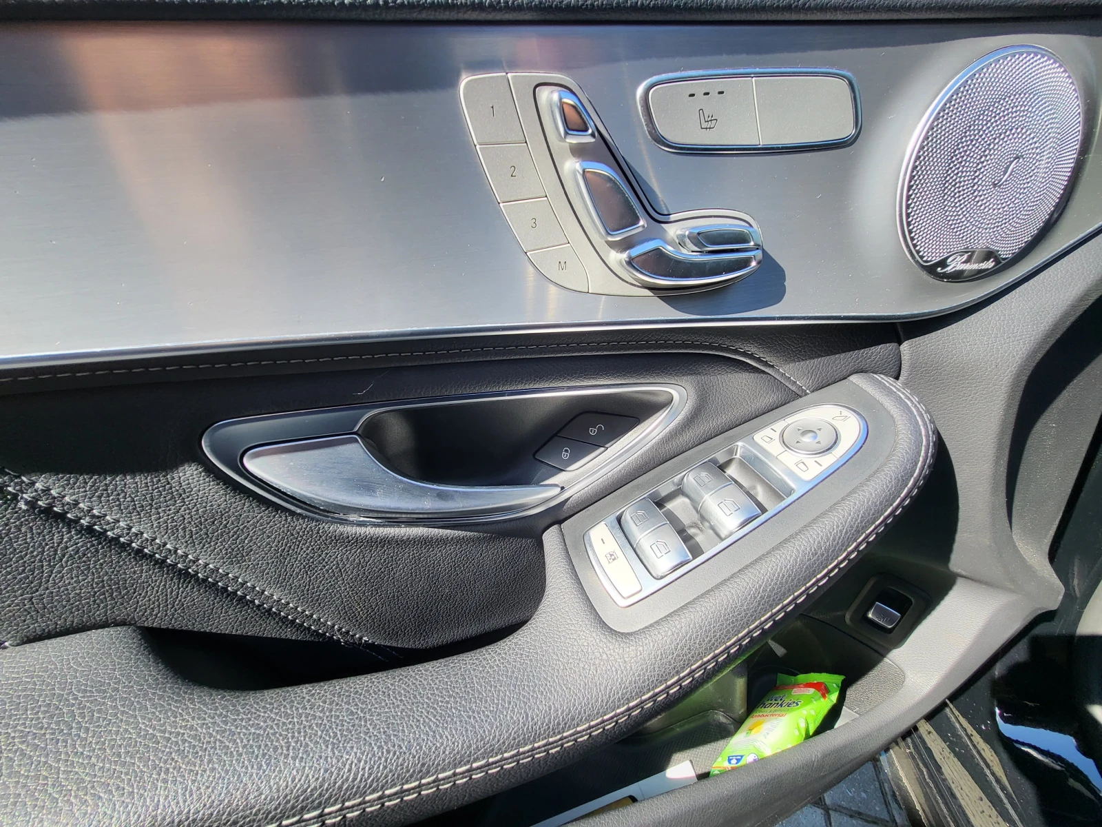Mercedes-Benz C 63 AMG, снимка 12 - Автомобили и джипове - 55197136