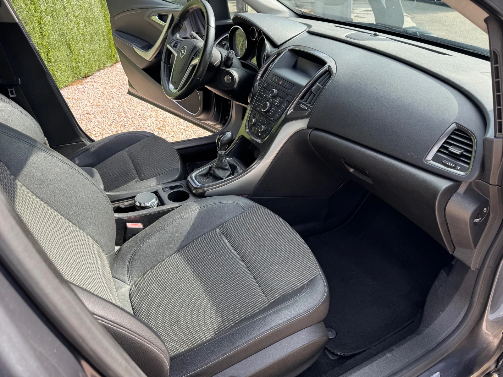 Opel Astra 1.7 DCTI | Mobile.bg � ����������� 12