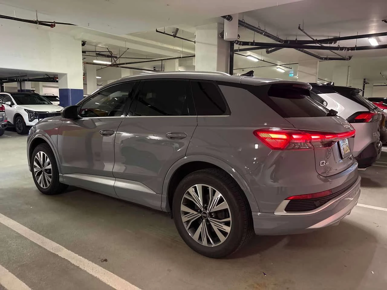 Audi E-Tron Q4 50 quattro | CARFAX | АВТОКРЕДИТ , снимка 3 - Автомобили и джипове - 55335737