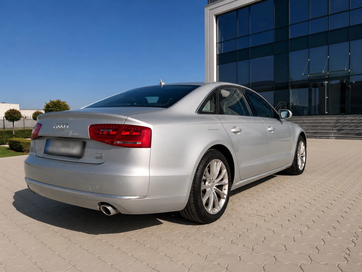 Audi A8 D4, снимка 4 - Автомобили и джипове - 55388701