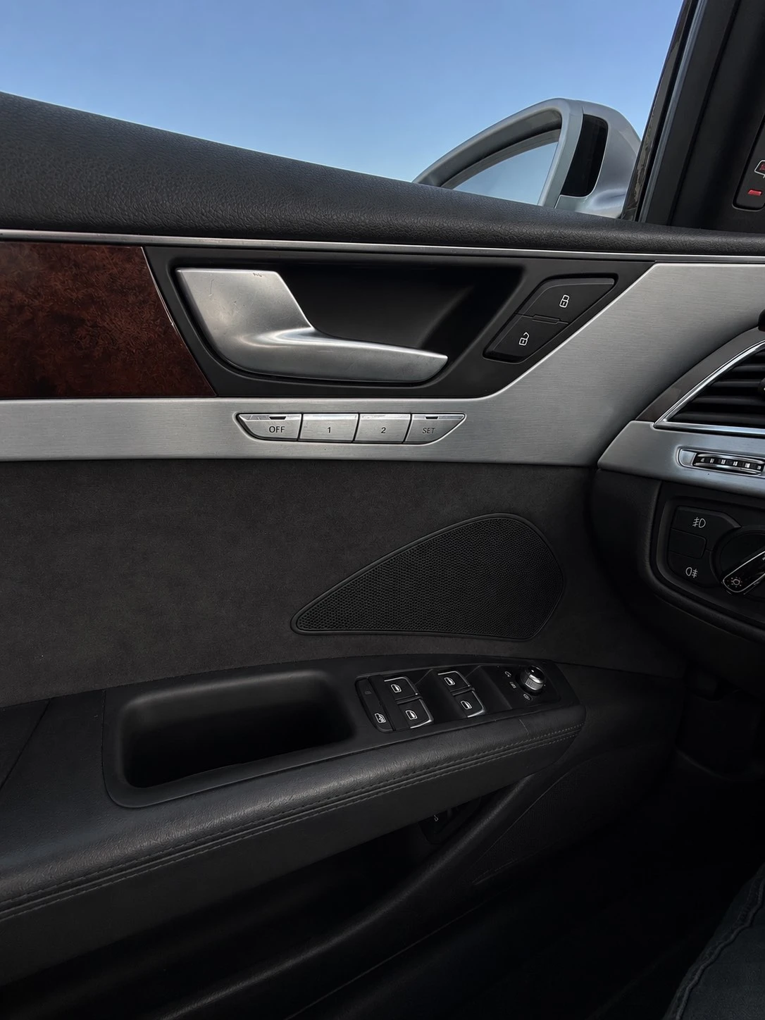 Audi A8 D4, снимка 8 - Автомобили и джипове - 55388701