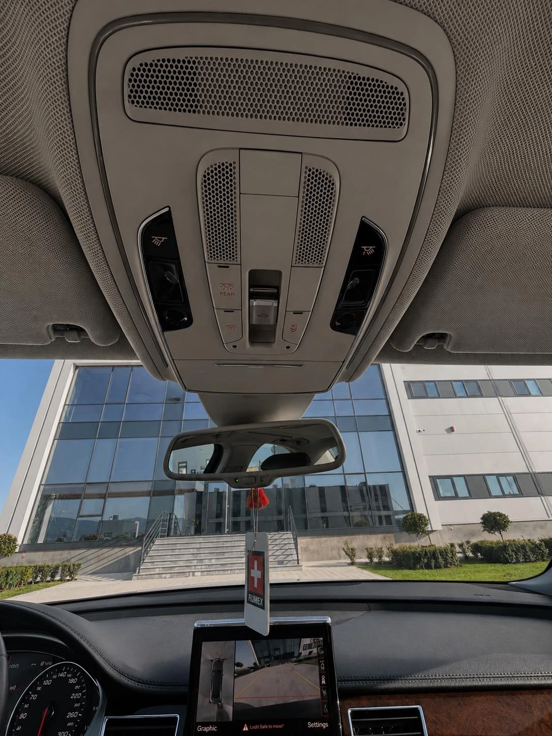 Audi A8 D4, снимка 9 - Автомобили и джипове - 55388701