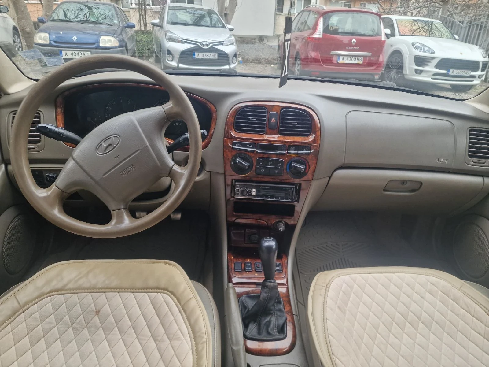 Hyundai Sonica, снимка 8 - Автомобили и джипове - 55909875