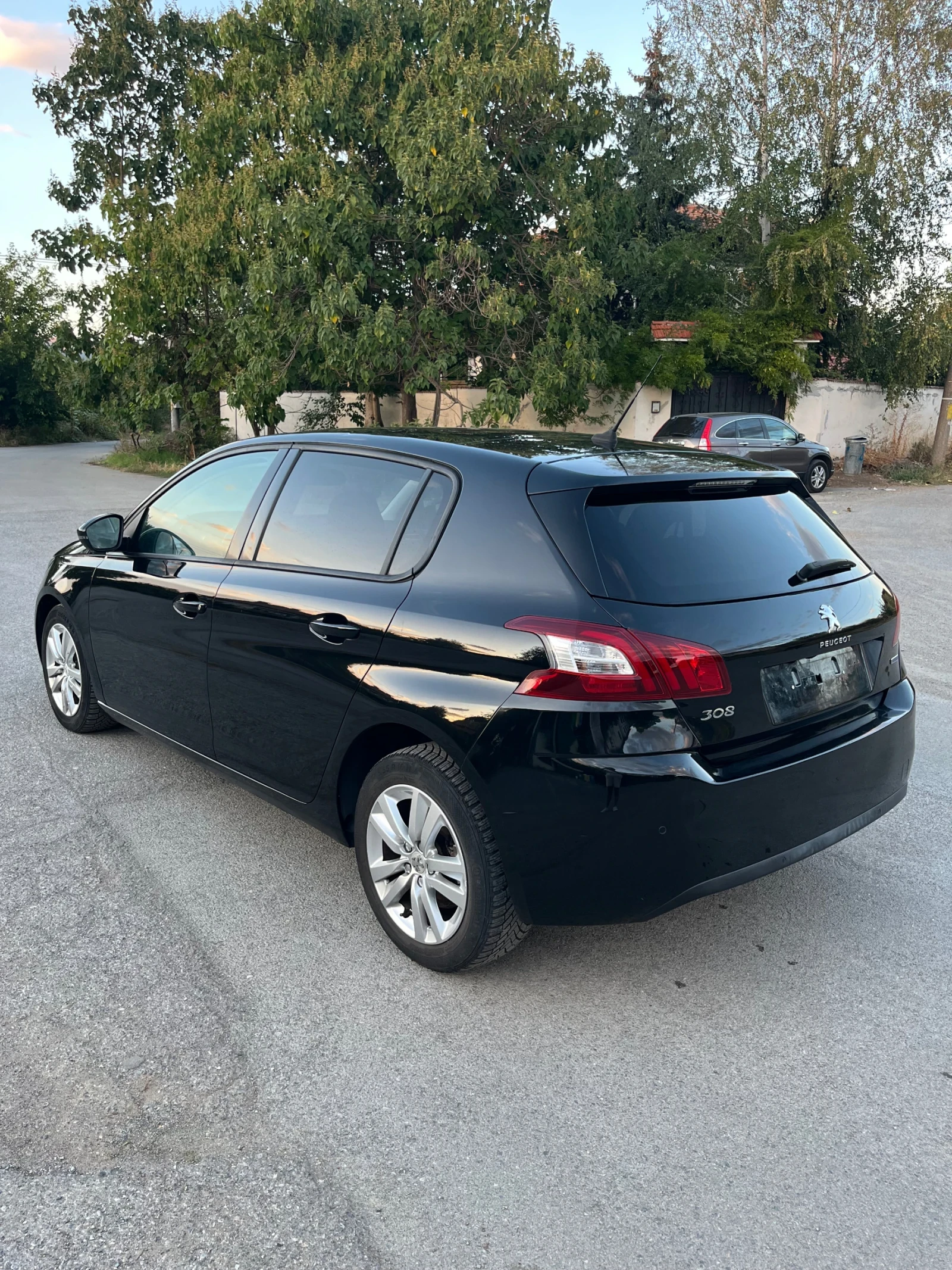 Peugeot 308 1.6HDI 120кс, снимка 5 - Автомобили и джипове - 56189125