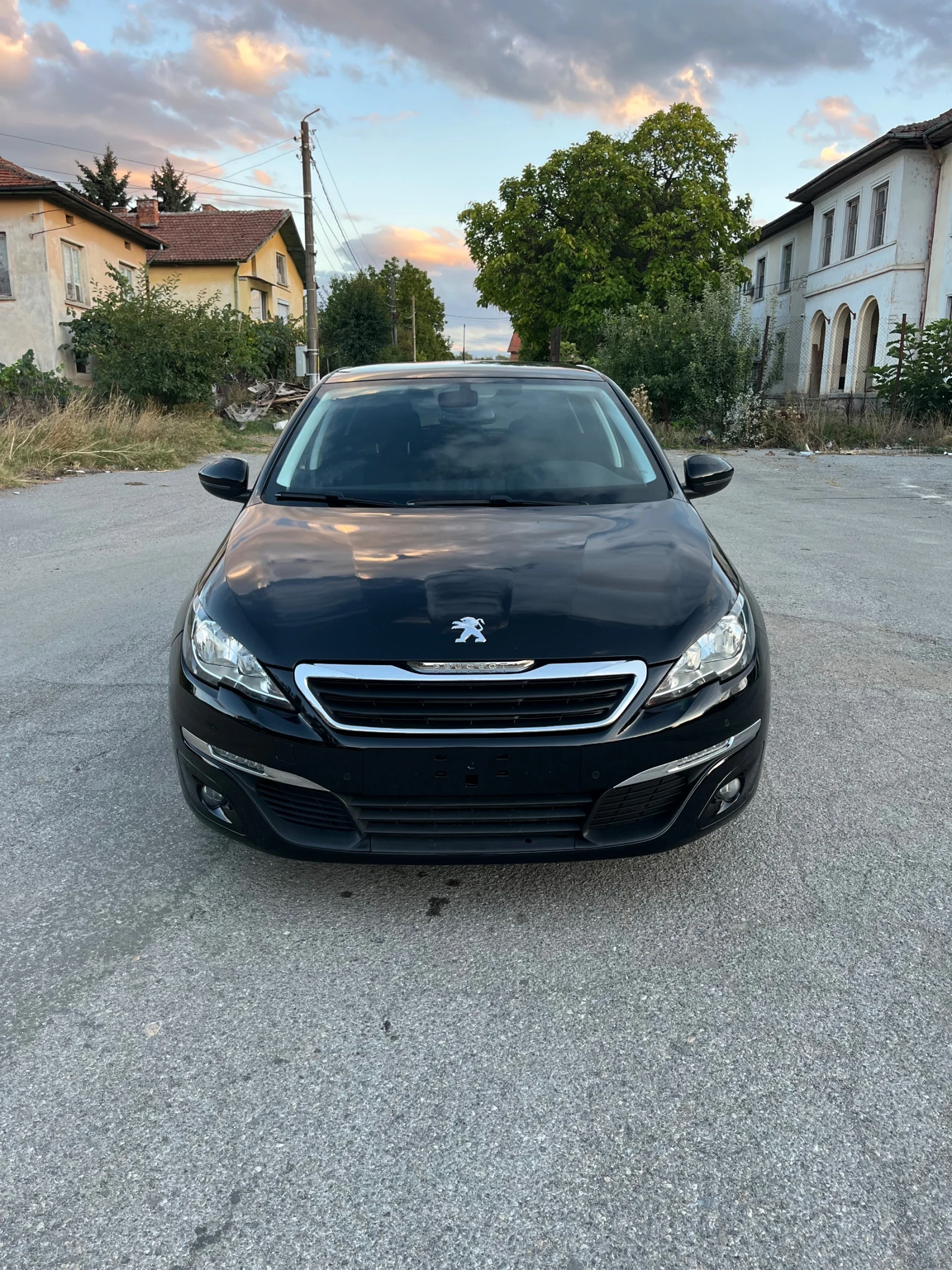 Peugeot 308 1.6HDI 120кс, снимка 7 - Автомобили и джипове - 56189125
