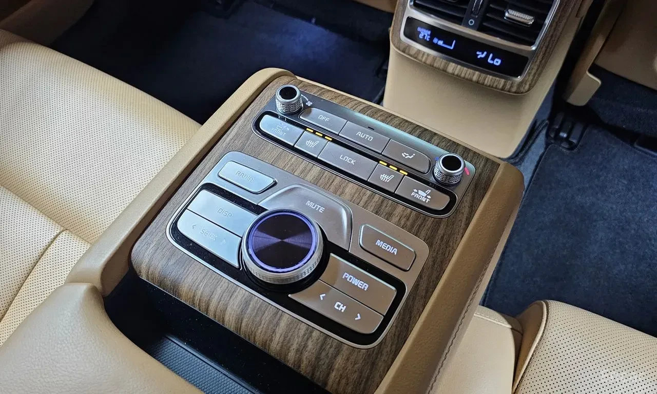 Kia K9 3.8* PLATINUM* ���������* �����* ������* LANE* ASS | Mobile.bg � ����������� 15