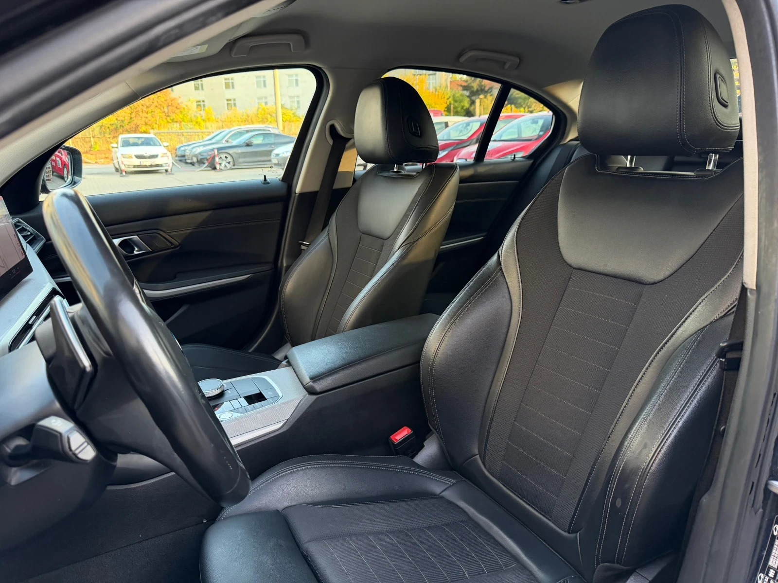 BMW 318 D* MSPORT* FACELIFT* ЛИЗИНГ, снимка 16 - Автомобили и джипове - 56705041