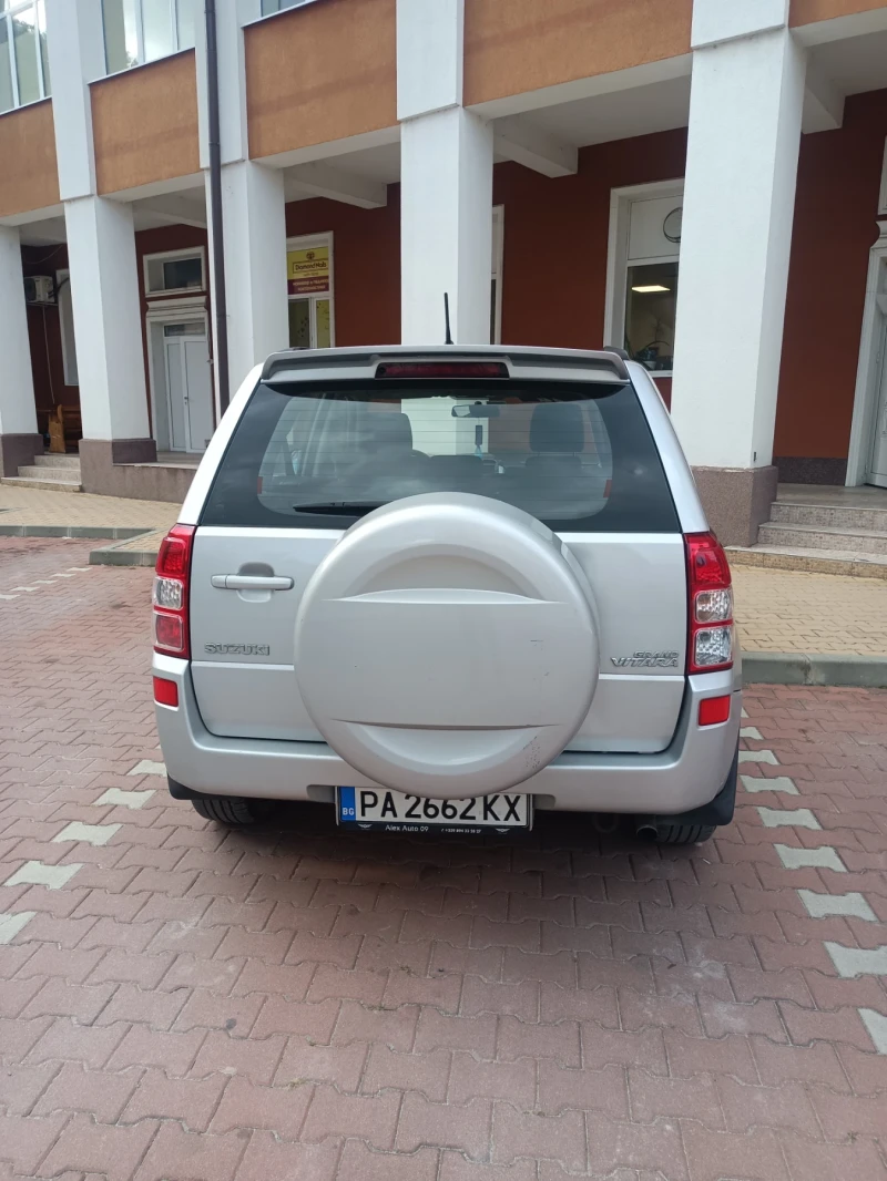 Suzuki Grand vitara, снимка 4 - Автомобили и джипове - 48304176