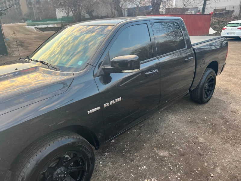 Dodge Ram, снимка 2 - Автомобили и джипове - 48841799