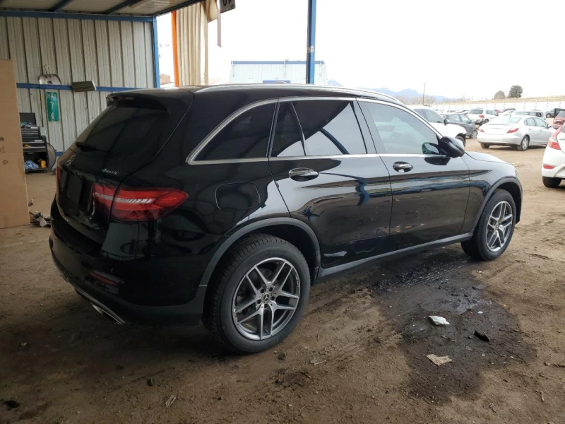 Mercedes-Benz GLC 300 4Matic Burmaster* AMG-пакет* м.точка* пано* обдух*, снимка 3 - Автомобили и джипове - 48808804