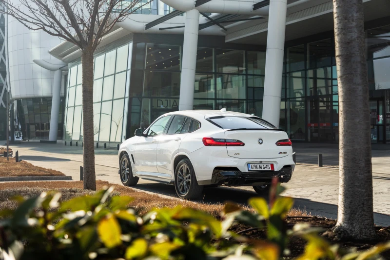 BMW X4 M40i, снимка 2 - Автомобили и джипове - 49105540