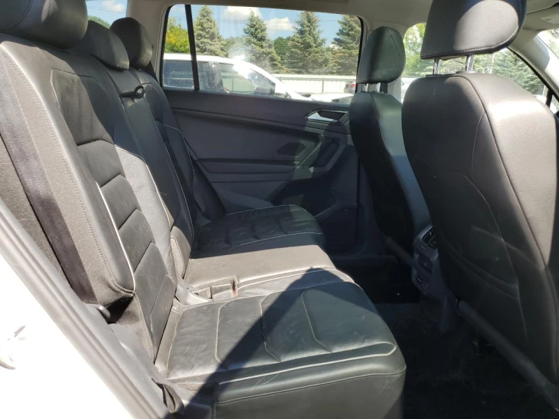 VW Tiguan SEL PREMIUM , снимка 11 - Автомобили и джипове - 53100369