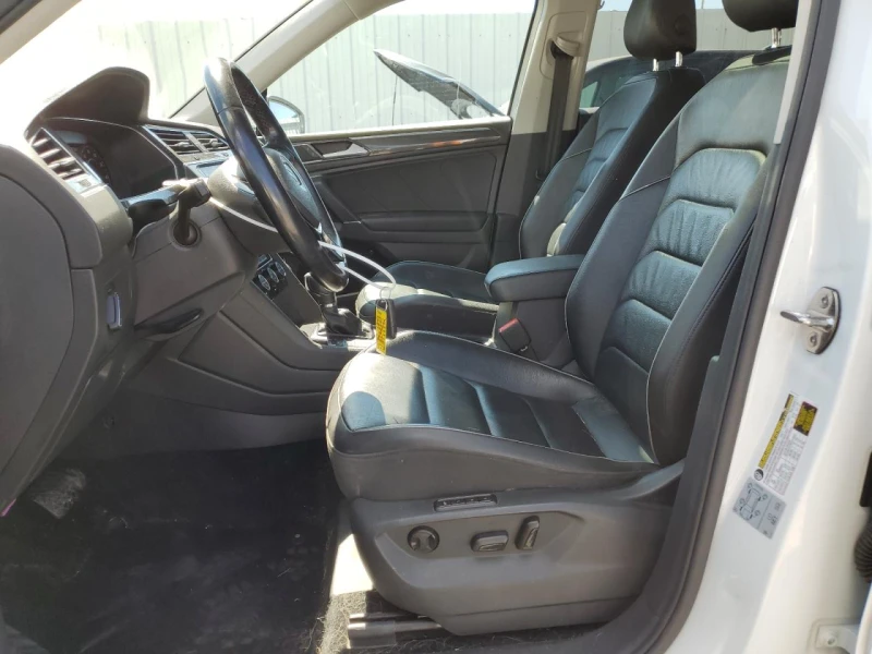 VW Tiguan SEL PREMIUM , снимка 7 - Автомобили и джипове - 53100369