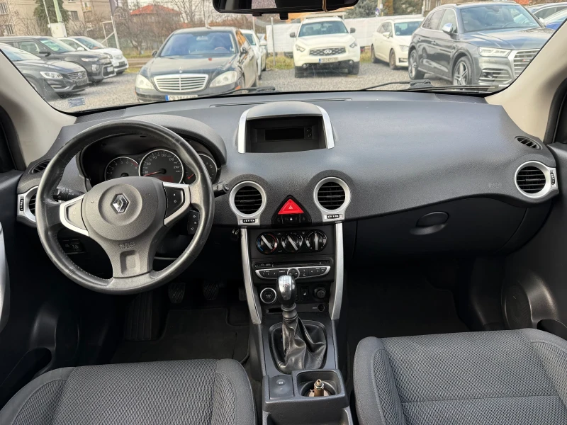 Renault Koleos 2.5 16V (171 кс) Газ-инж./4 х4/Камера/Зимни гуми, снимка 10 - Автомобили и джипове - 53377740