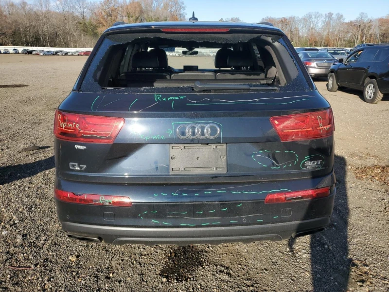 Audi Q7 BOSE* DISTRONIC* HUD* PANORAMA* МАСАЖИ* , снимка 5 - Автомобили и джипове - 53469637
