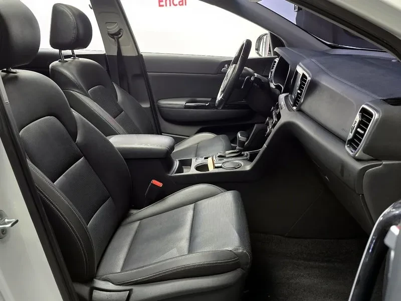 Kia Sportage Diesel 2.0 4Wd Noblesse Special, снимка 11 - Автомобили и джипове - 55690230