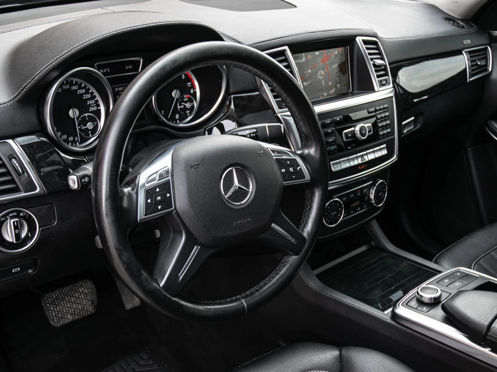 Mercedes-Benz GL 350 4MATIC AMG* Подгрев* Harman/Kardon* 360* Пано*  - изображение 8