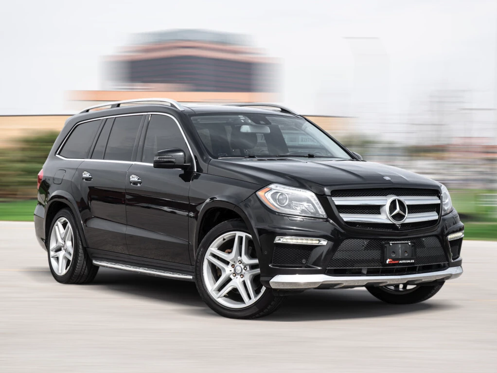 Mercedes-Benz GL 350 4MATIC AMG* Подгрев* Harman/Kardon* 360* Пано*  - изображение 3
