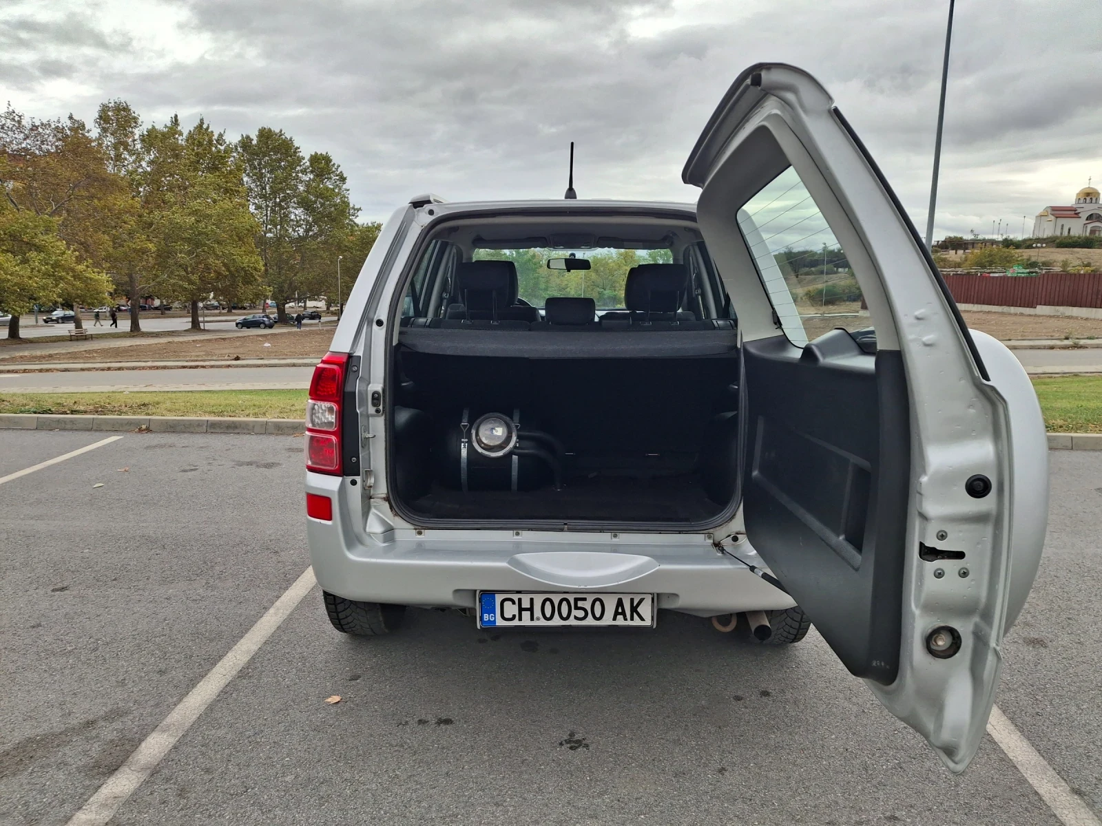 Suzuki Grand vitara 2000 куб.м  бензин/газ - изображение 10