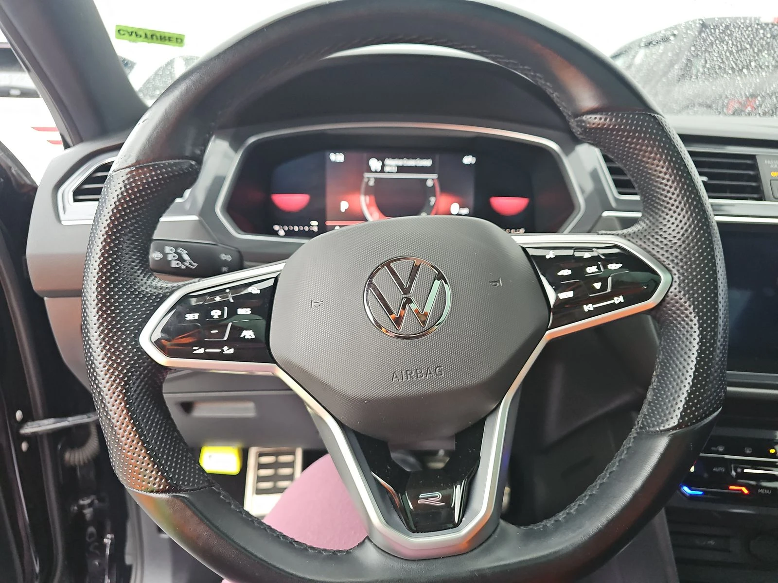 VW Tiguan SE R-Line Black, снимка 7 - Автомобили и джипове - 53712748