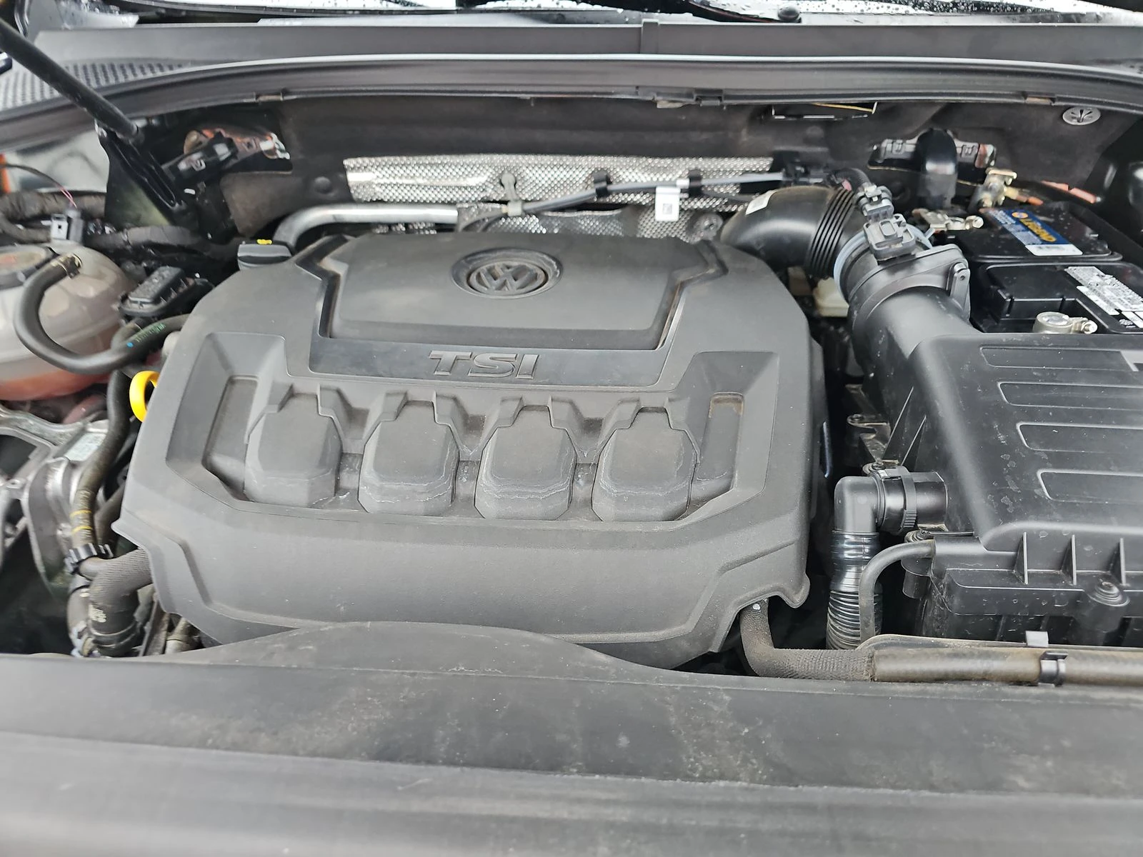 VW Tiguan SE R-Line Black, снимка 14 - Автомобили и джипове - 53712748