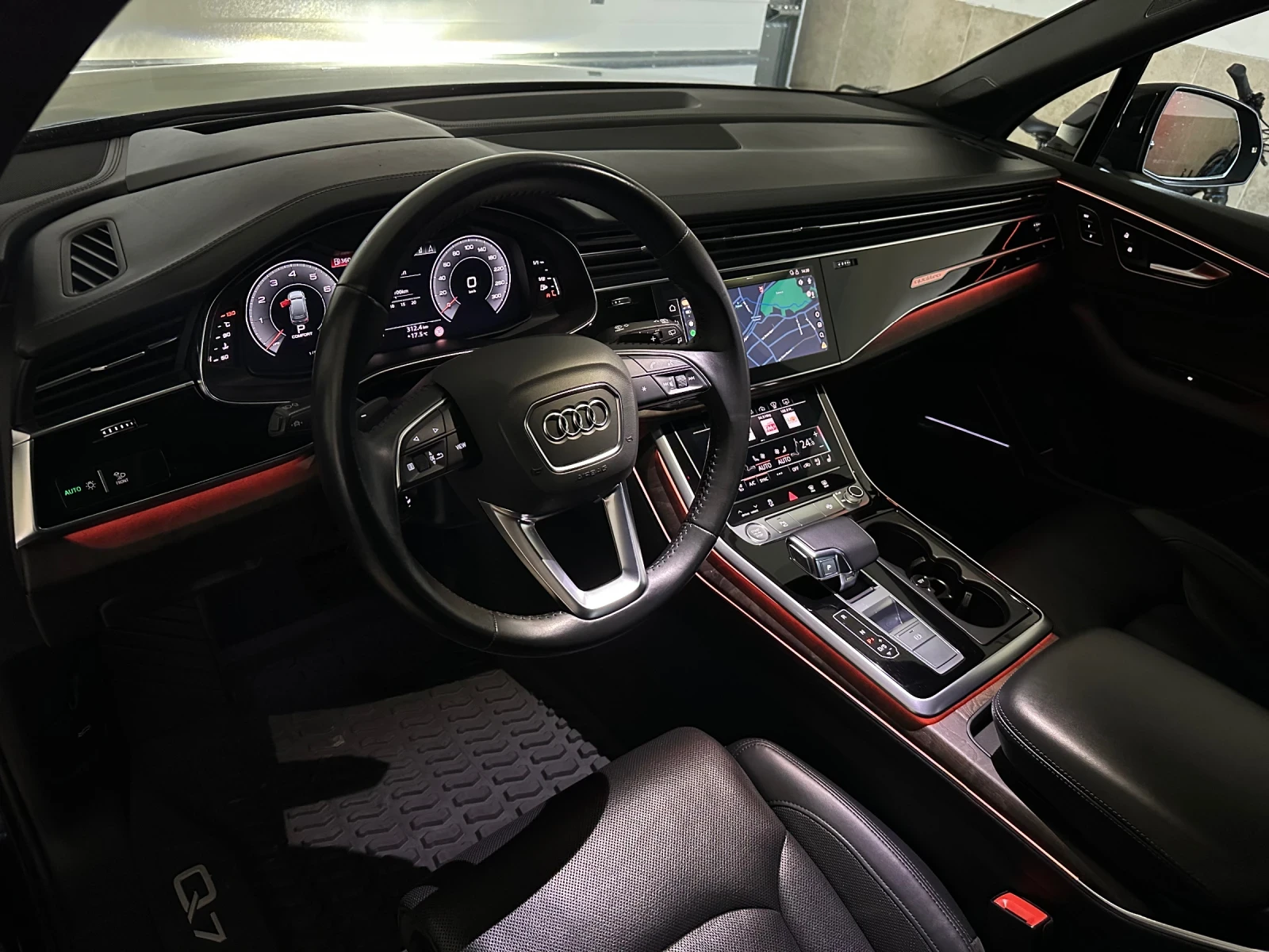 Audi Q7  S line Black Optic| Panorama| Massage/HUD, снимка 9 - Автомобили и джипове - 53747674