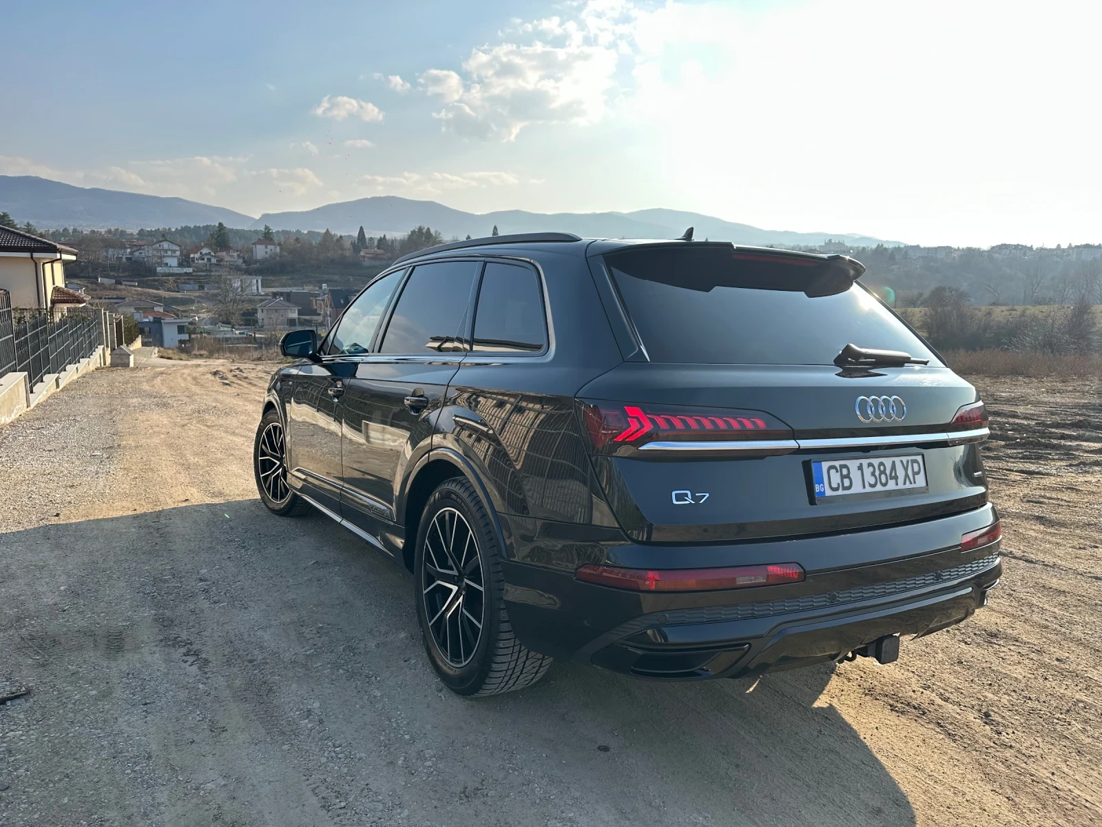 Audi Q7  S line Black Optic| Panorama| Massage/HUD, снимка 4 - Автомобили и джипове - 53747674