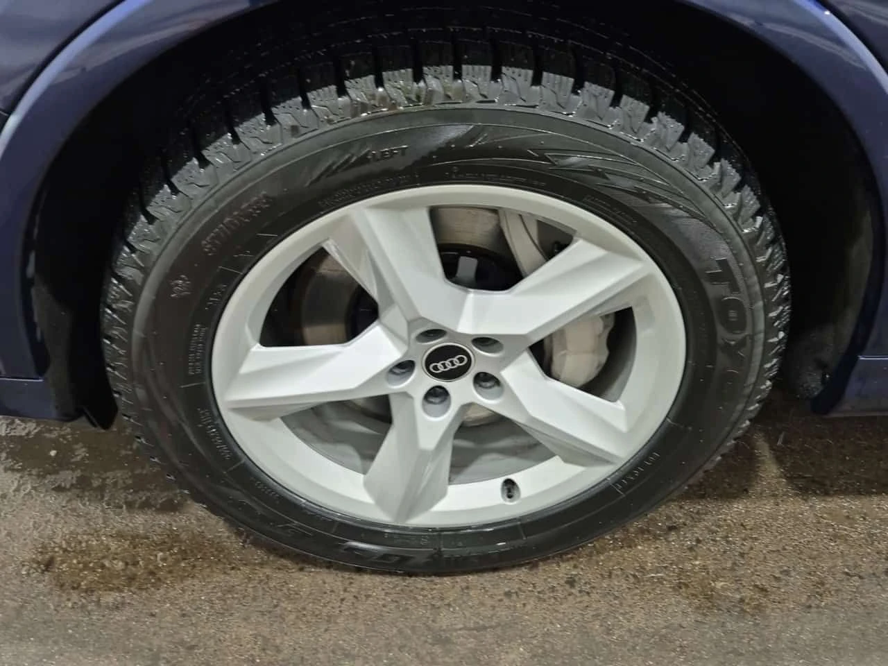 Audi Q7 * KOMFORT * CARFAX * 2 КЛЮЧА * 2 БРОЯ ГУМИ * , снимка 7 - Автомобили и джипове - 54339803