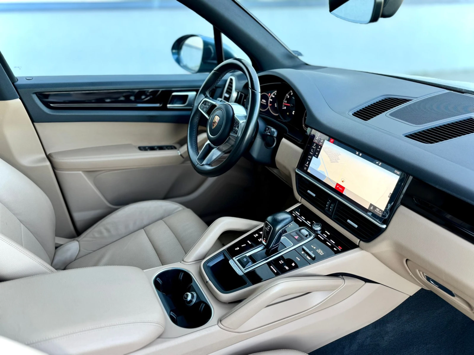 Porsche Cayenne, снимка 12 - Автомобили и джипове - 54383463