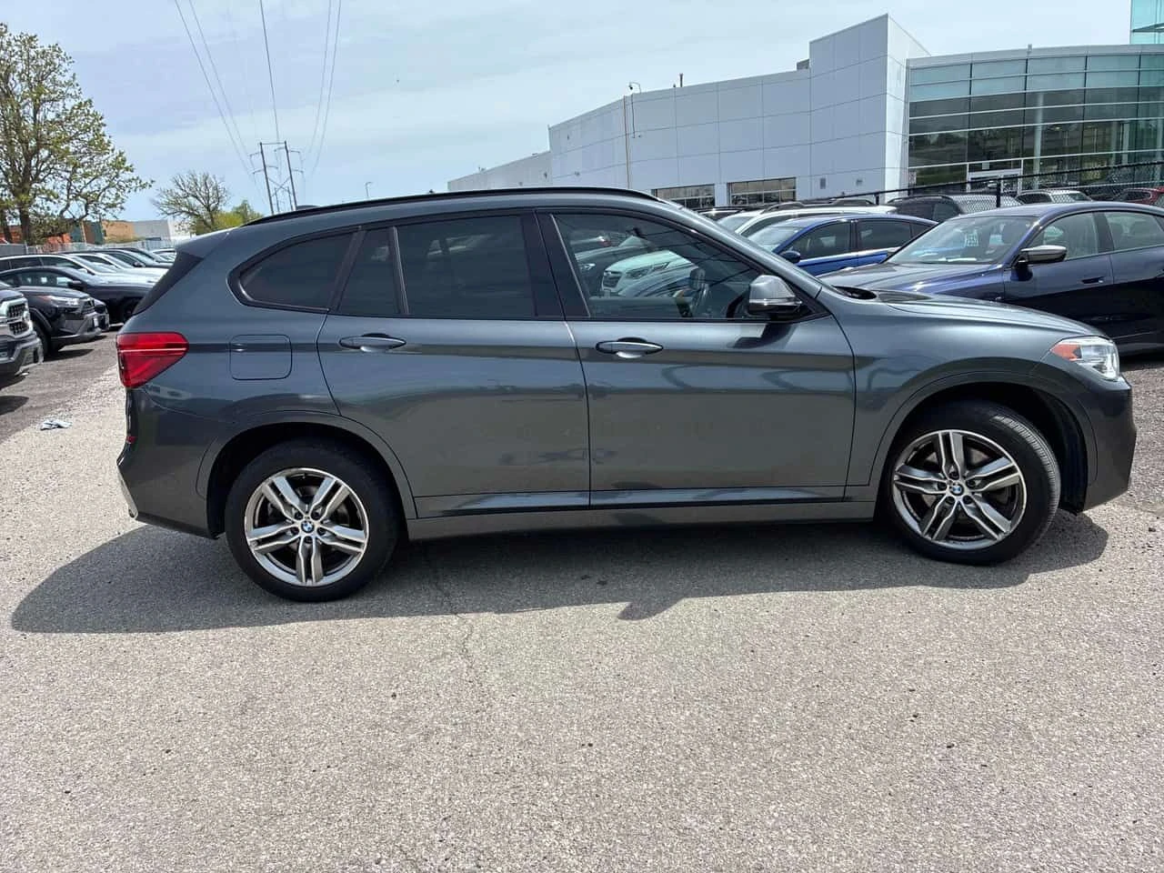BMW X1 М ПАКЕТ/xDrive28i/КЛИП/CARFAX/ФИНАНСИРАНЕ, снимка 4 - Автомобили и джипове - 54662796