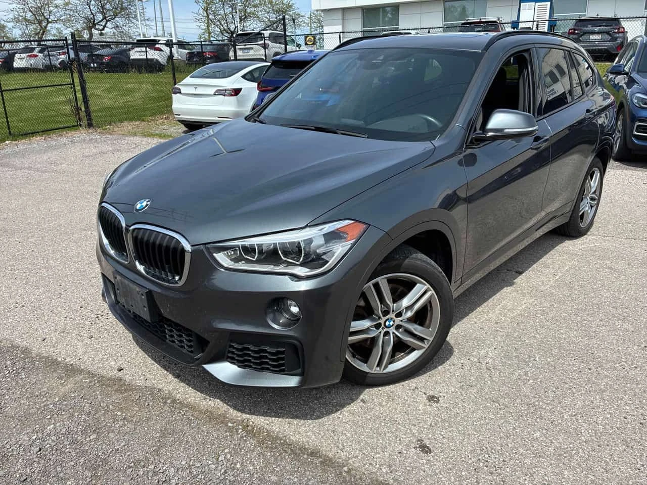BMW X1 М ПАКЕТ/xDrive28i/КЛИП/CARFAX/ФИНАНСИРАНЕ