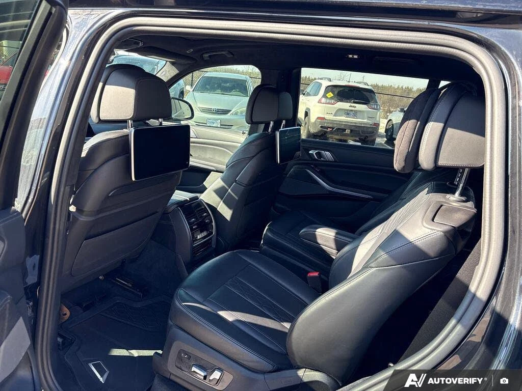 BMW X7 3.0 xDrive40i , снимка 15 - Автомобили и джипове - 55348546