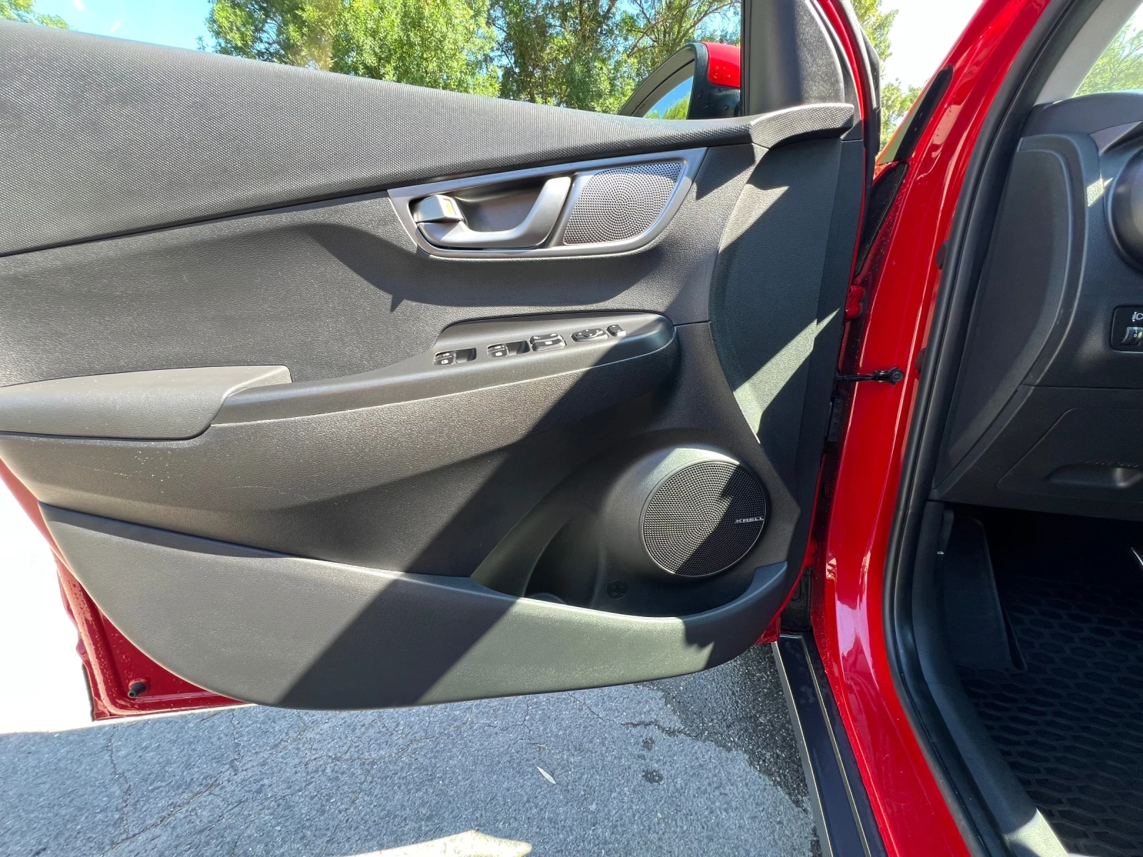 Hyundai Kona, снимка 9 - Автомобили и джипове - 55509251