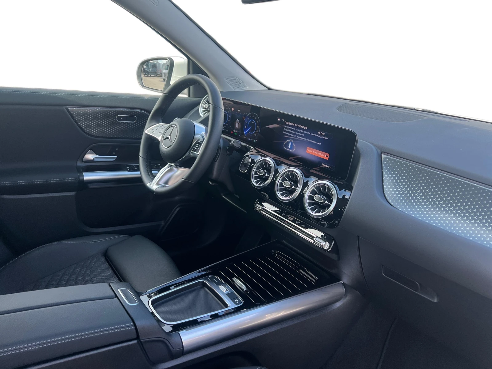 Mercedes-Benz EQA 250+  | Mobile.bg � ����������� 9