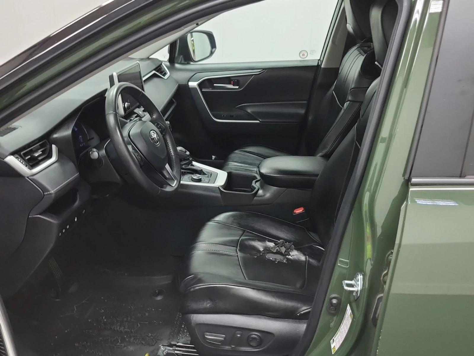 Toyota Rav4 AWD HYBRID XLE | Без щети , снимка 7 - Автомобили и джипове - 56125498