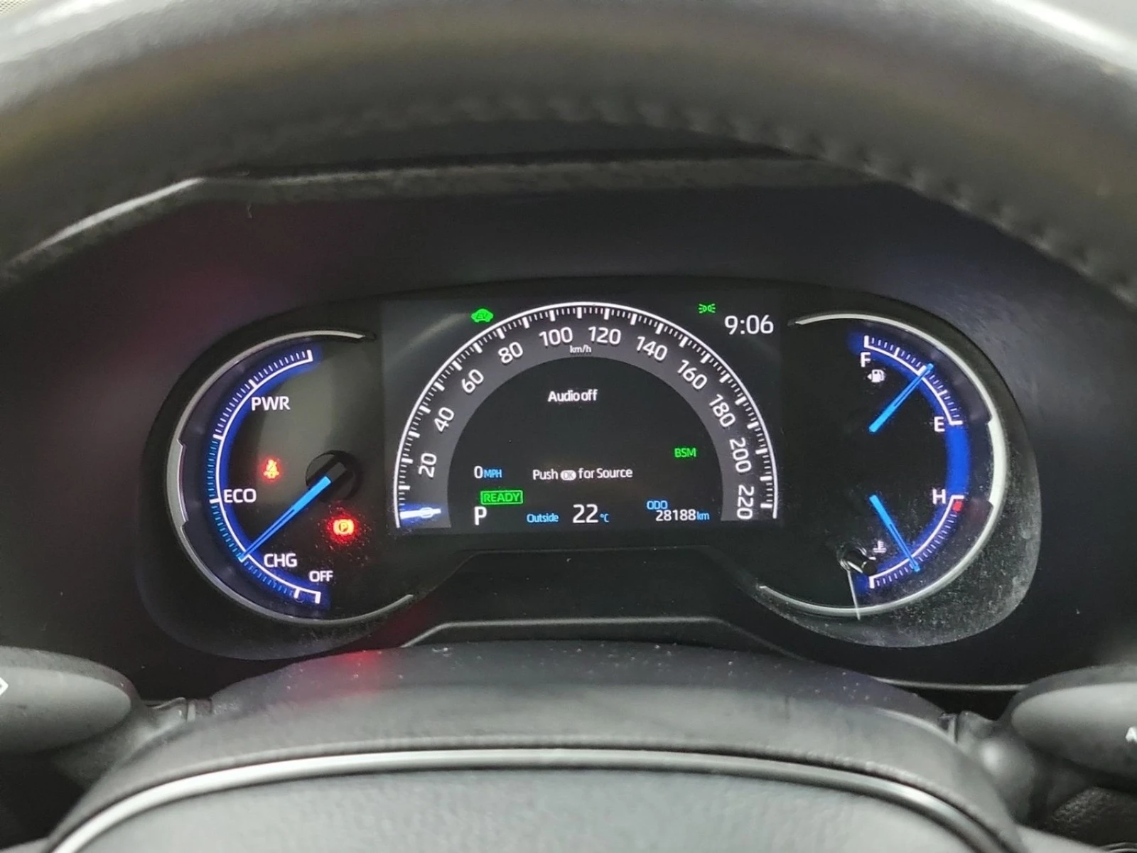 Toyota Rav4 AWD HYBRID XLE | Без щети , снимка 11 - Автомобили и джипове - 56125498