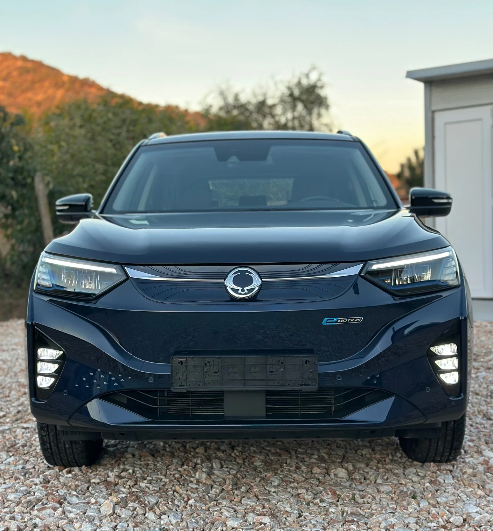 SsangYong Korando e-Motion Titanium
