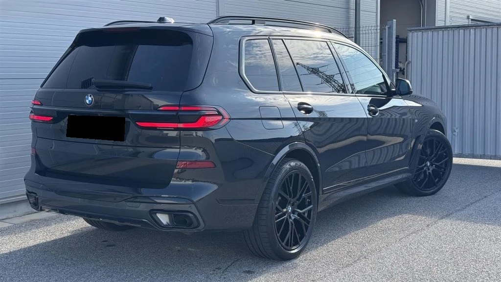 BMW X7 40d xDrive M-Sport PRO MHEV, снимка 3 - Автомобили и джипове - 56656621