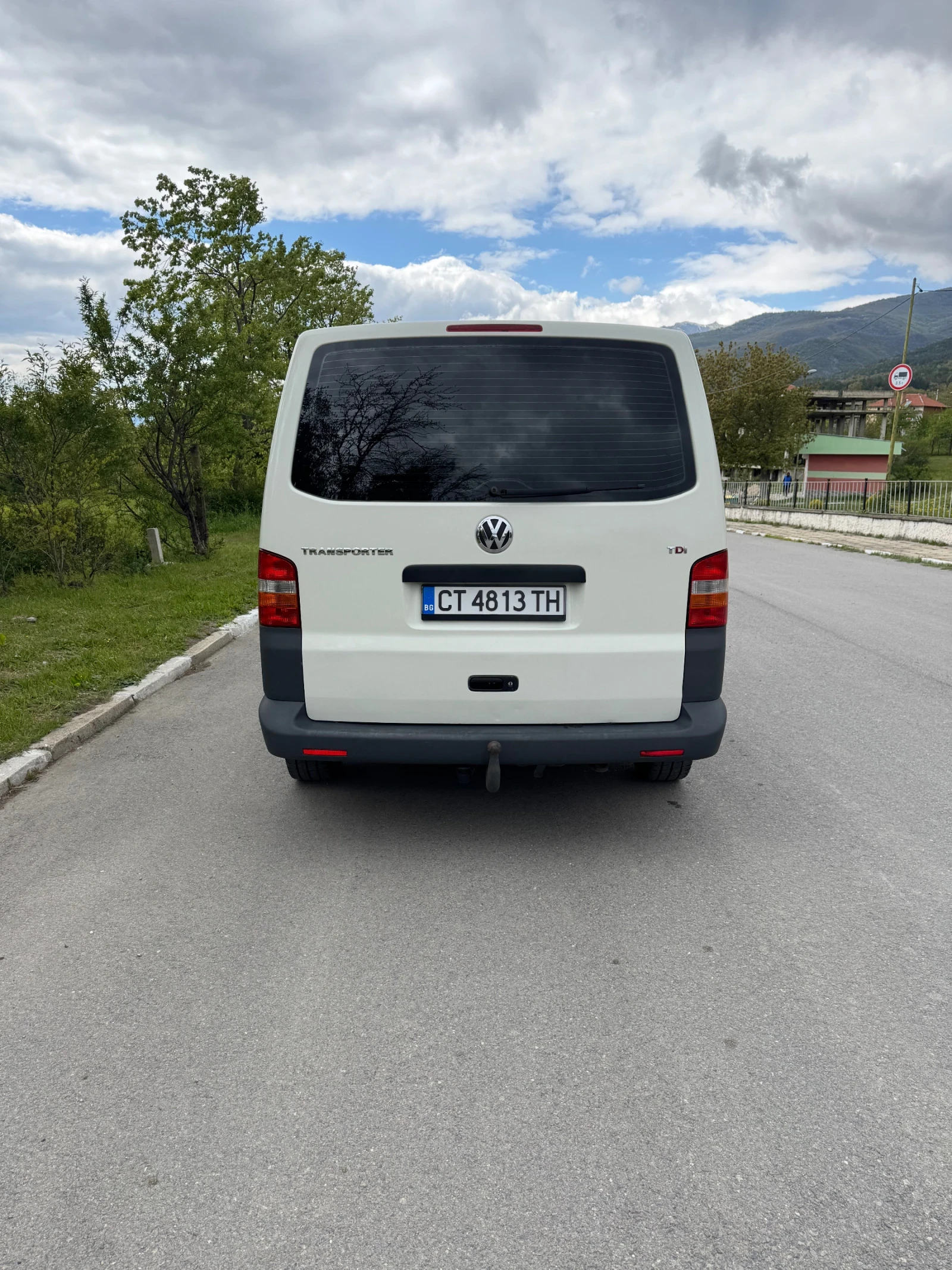 VW T5, снимка 4 - Бусове и автобуси - 54412139