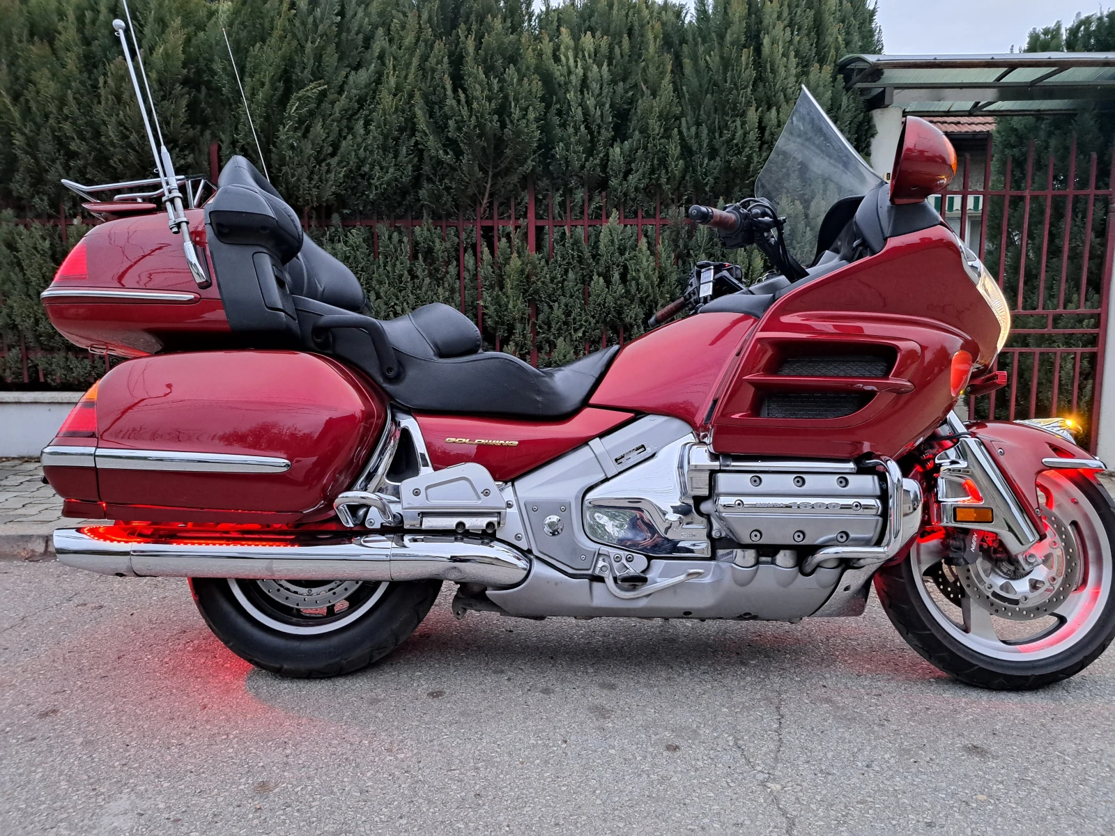 Honda Gold Wing 1800 - изображение 5