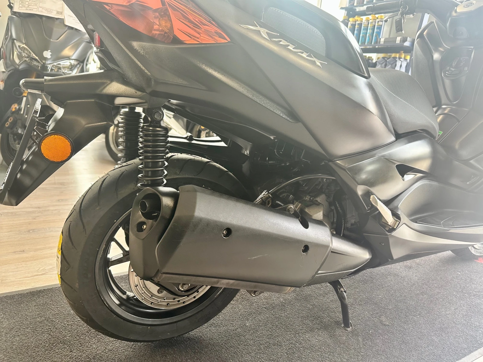 Yamaha X-max 300i ABS/TC/LED 08.2018г., снимка 14 - Мотоциклети и мототехника - 54218250