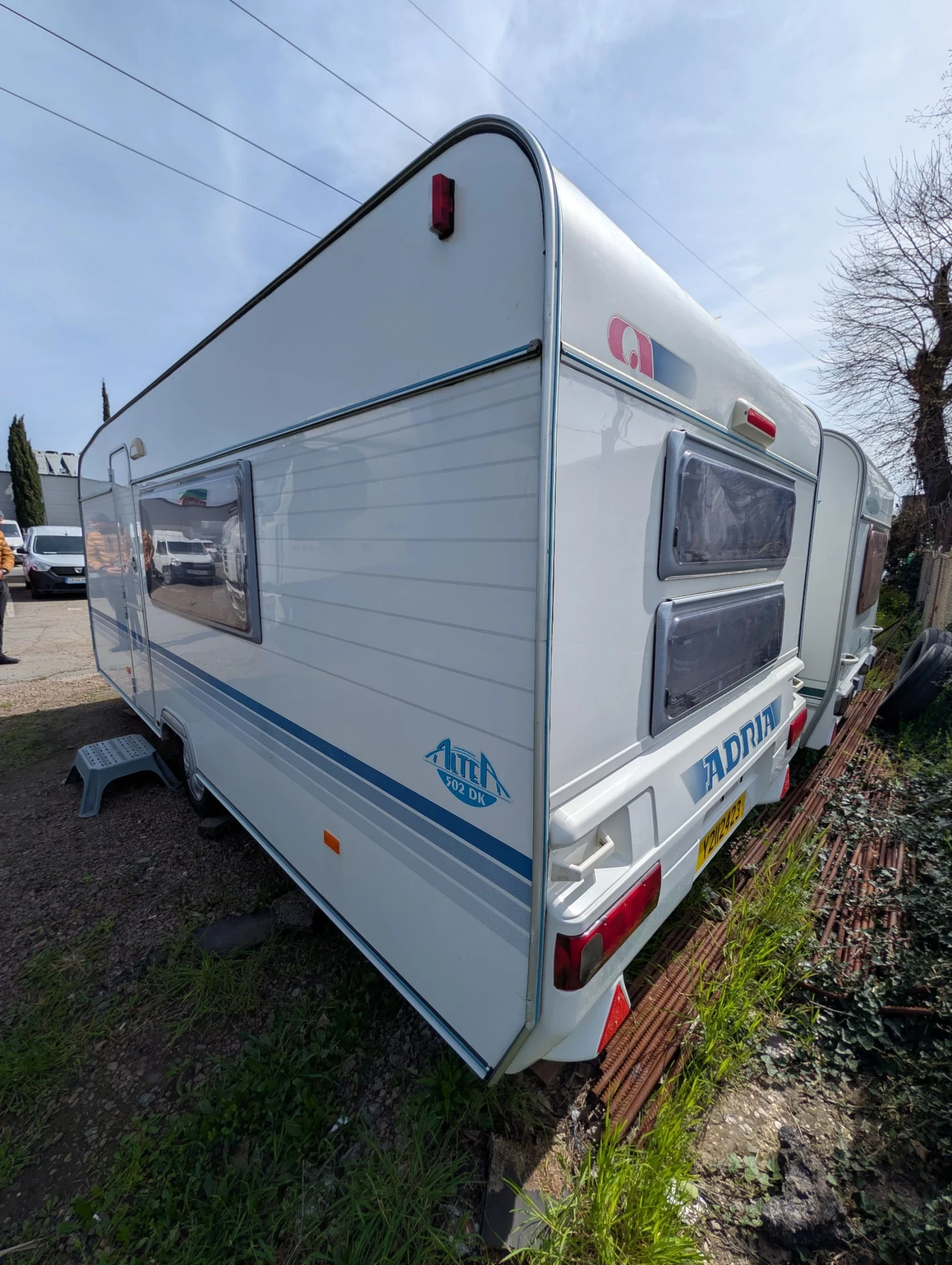 Каравана Adria ALTEA 502, снимка 3 - Каравани и кемпери - 54186197