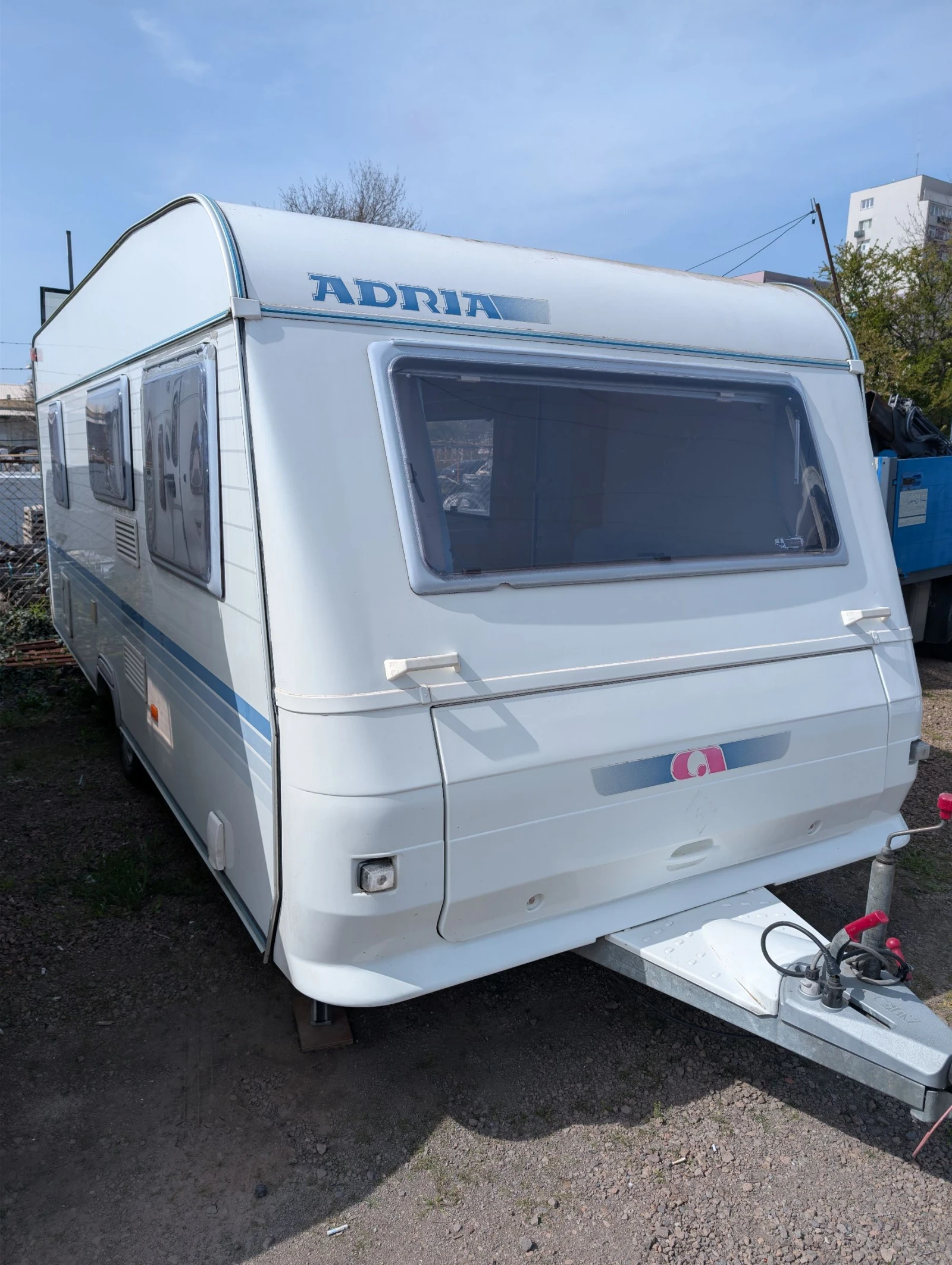 Каравана Adria ALTEA 502, снимка 2 - Каравани и кемпери - 54186197