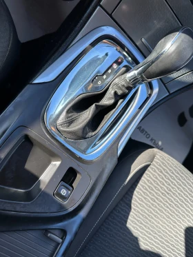 Opel Insignia Sports Tourer SW, снимка 11