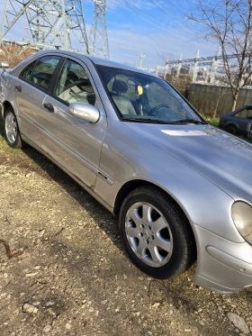 Mercedes-Benz C 220, снимка 2