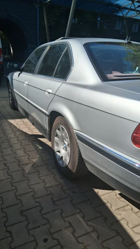 BMW 728 | Mobile.bg    2