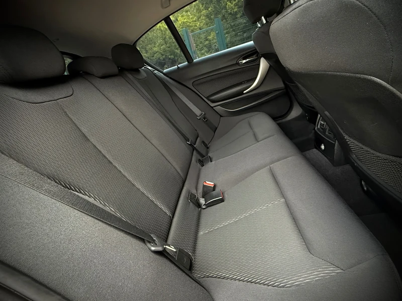 BMW 120 * NAVI* Sport* , снимка 9 - Автомобили и джипове - 50353242