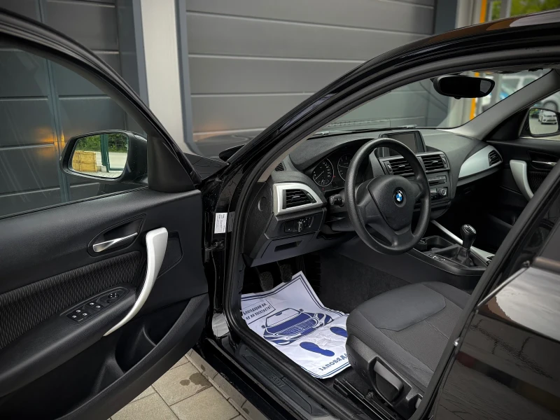 BMW 120 * NAVI* Sport* , снимка 7 - Автомобили и джипове - 50353242
