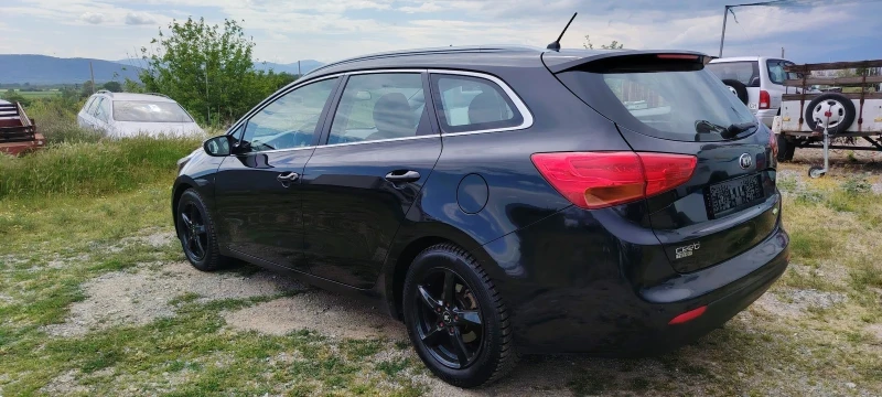 Kia Ceed 1.6i-135к.с, снимка 7 - Автомобили и джипове - 50399733