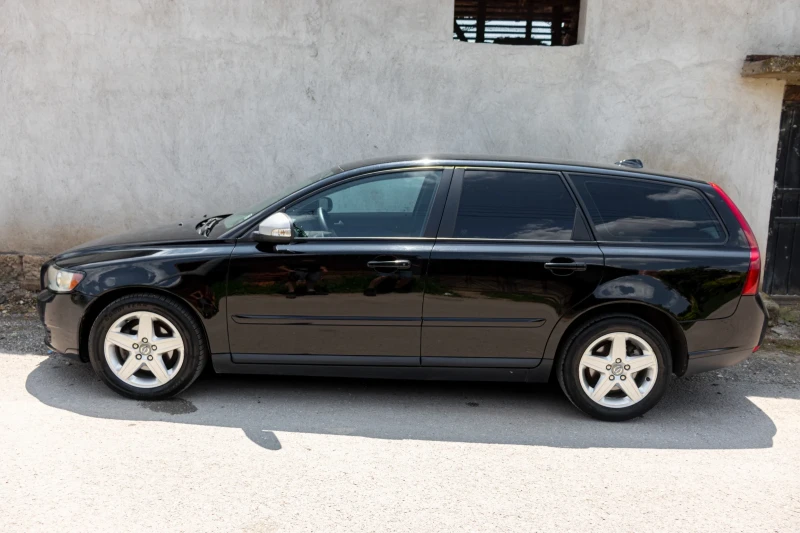 Volvo V50 1.6d, снимка 3 - Автомобили и джипове - 52700238